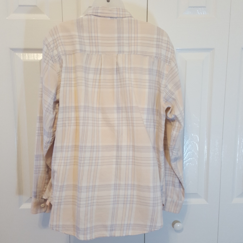 - REI Cooperative shirt - Picture 3 of 6